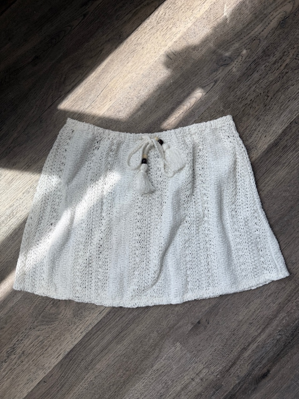 White Crochet Mini Skirt Cover Up Size Small Beach Resort Swim Coverup